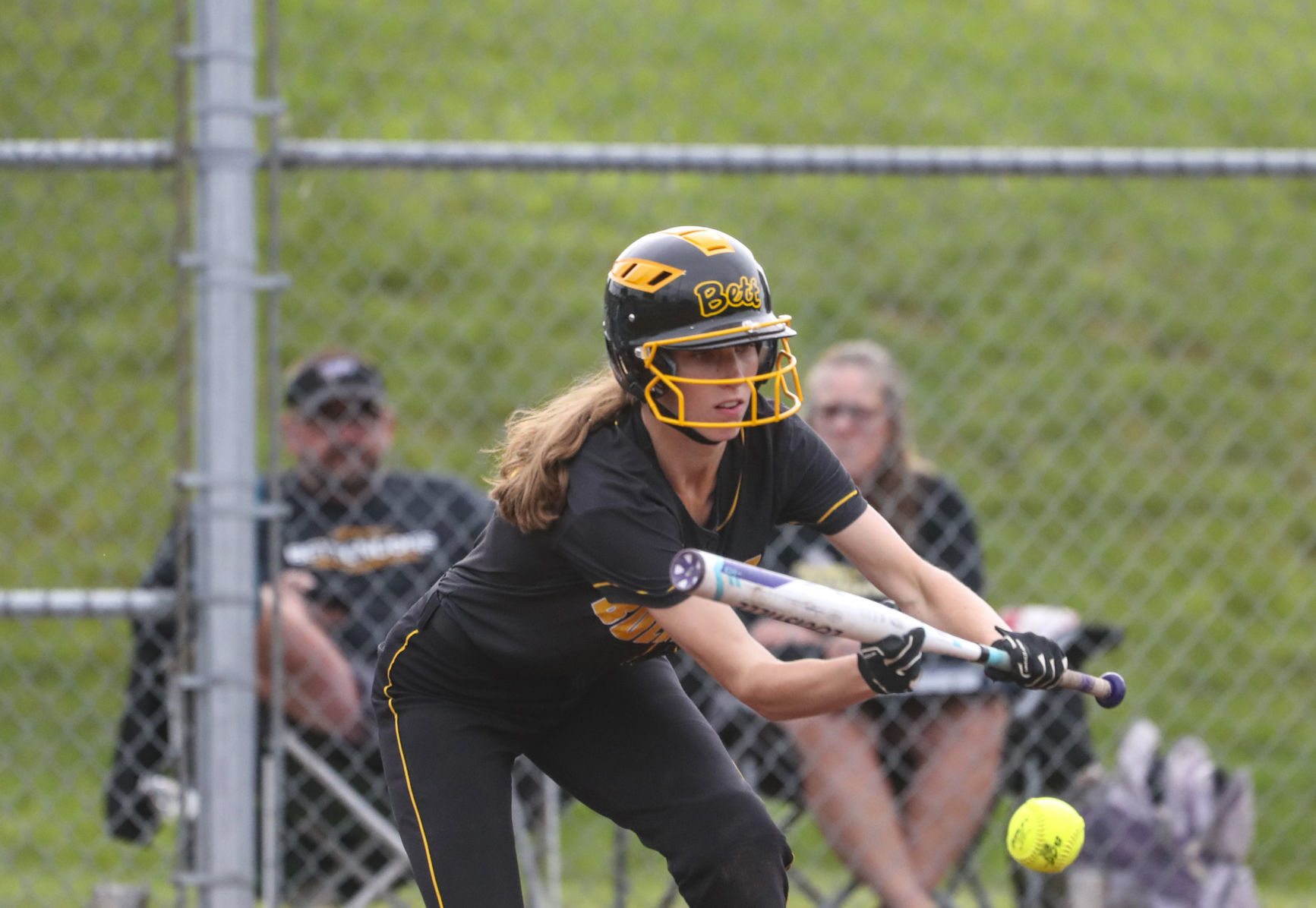 061418-qct-mac-softball-047.jpg